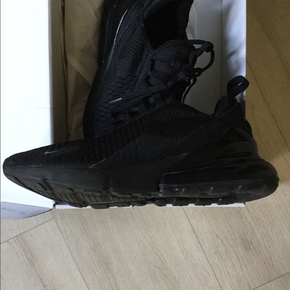 Nike 270 women’s sz 10 worn once - Picture 2 of 8